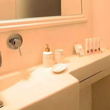 Palmariva Fira (Santorini)