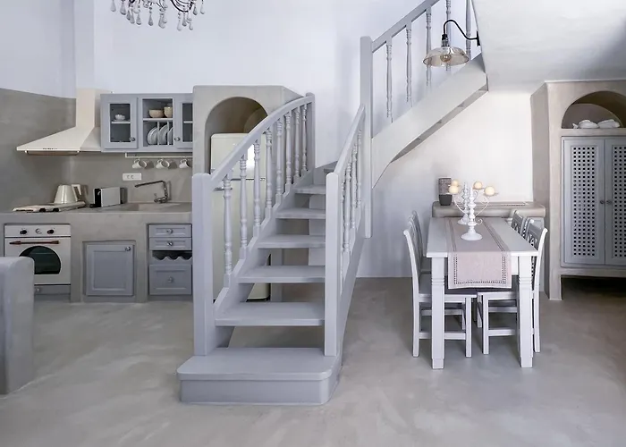 Villa Palmariva Fira (Santorini)